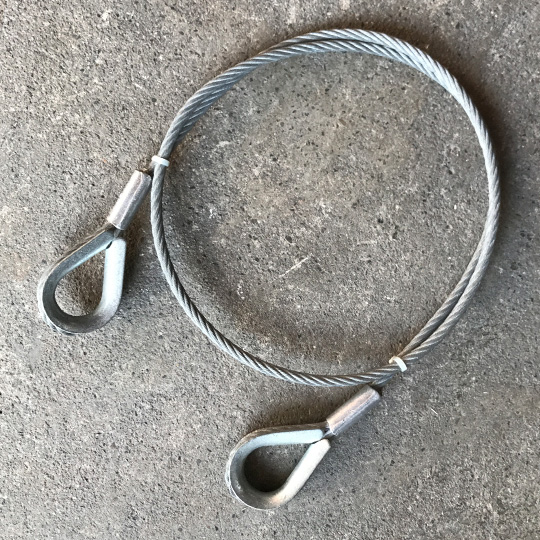 Tweedehands steel 8mm 700kg WLL 1,5m 6x 19 staalkabel Tweedehands steel 8mm 700kg WLL 1,5m 6x 19 staalkabel