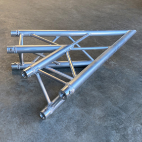 Tweedehands PRO-truss PRO 33 C190 truss driehoek 45 graden 2-weg hoek