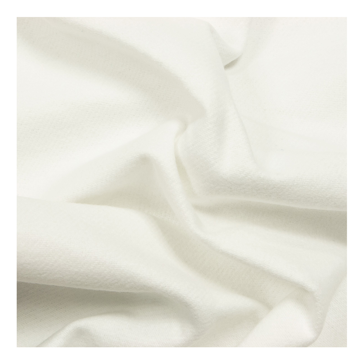Showgear Dekomolton op rol 60m x 300cm wit Showgear Dekomolton op rol 60m x 300cm wit