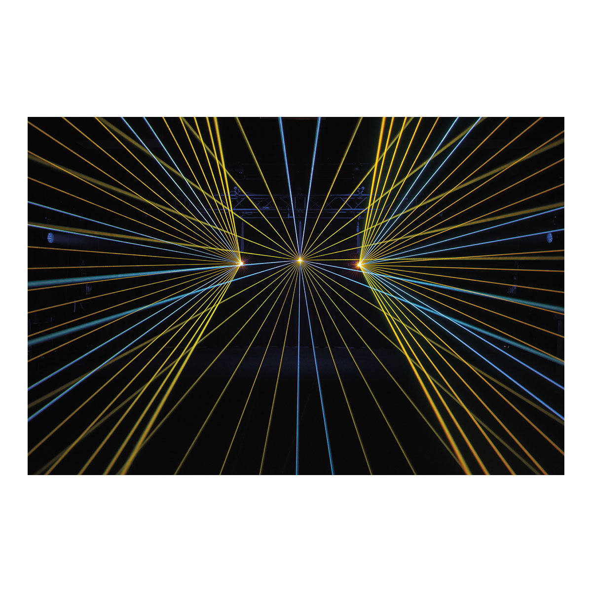 Showtec Solaris 3.0 RGB-laser met Pangolin FB4 Showtec Solaris 3.0 RGB-laser met Pangolin FB4