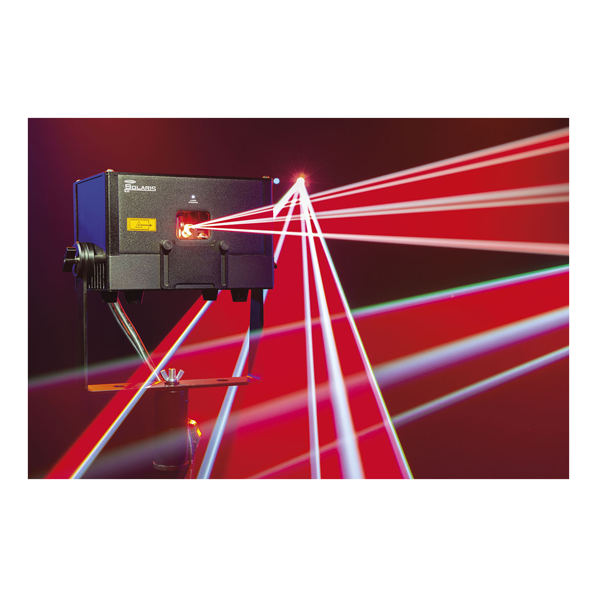 Showtec Solaris 3.0 RGB-laser met Pangolin FB4 Showtec Solaris 3.0 RGB-laser met Pangolin FB4