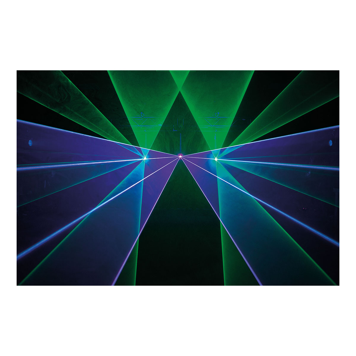 Showtec Solaris 3.0 RGB-laser met Pangolin FB4 Showtec Solaris 3.0 RGB-laser met Pangolin FB4