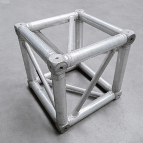 Tweedehands Prolyte truss vierkant H40V boxcorner