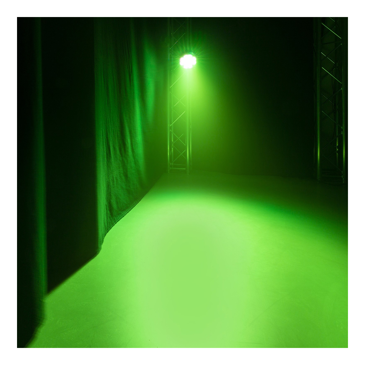 BeamZ WBP1212IP aluminium accu LED par RGBAW-UV - 12x 12W BeamZ WBP1212IP aluminium accu LED par RGBAW-UV - 12x 12W