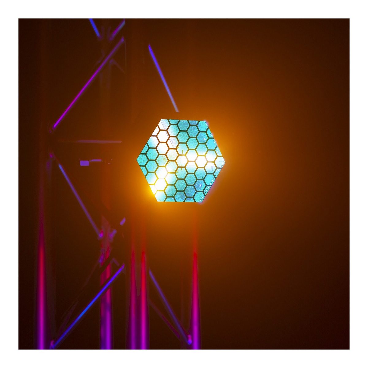 BeamZ RB90 Retro Blinder 3x30W LED RGBA BeamZ RB90 Retro Blinder 3x30W LED RGBA