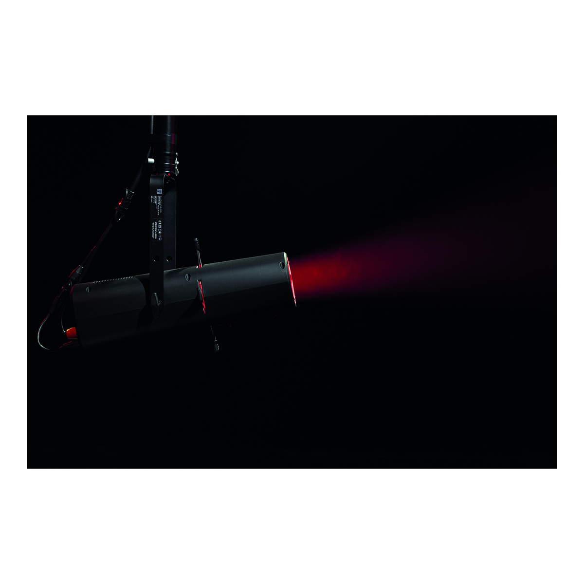 Showtec Performer Profile Zoom 150 Q6 150 W RGBACL Theater-LED Showtec Performer Profile Zoom 150 Q6 150 W RGBACL Theater-LED