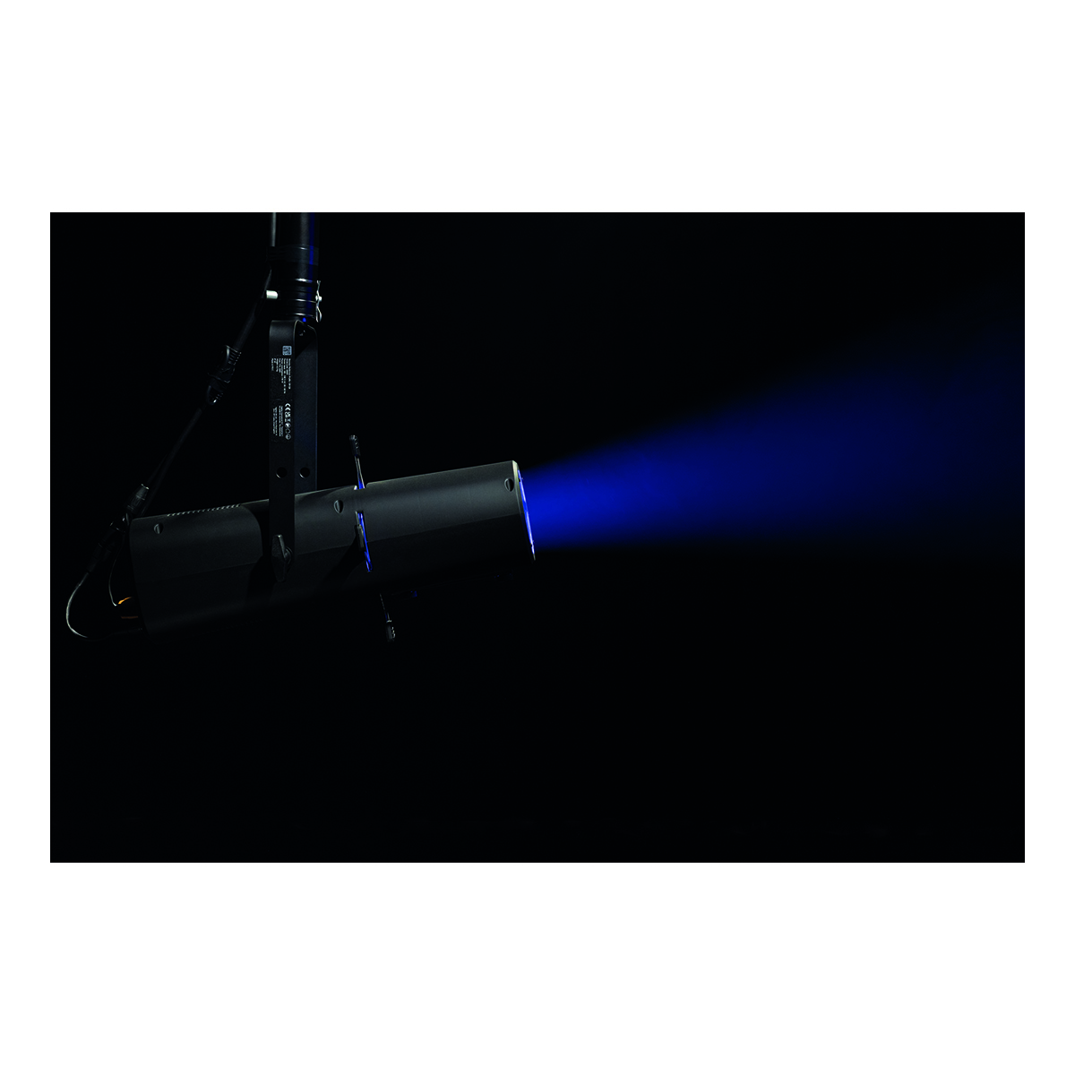 Showtec Performer Profile Zoom 150 Q6 150 W RGBACL Theater-LED Showtec Performer Profile Zoom 150 Q6 150 W RGBACL Theater-LED