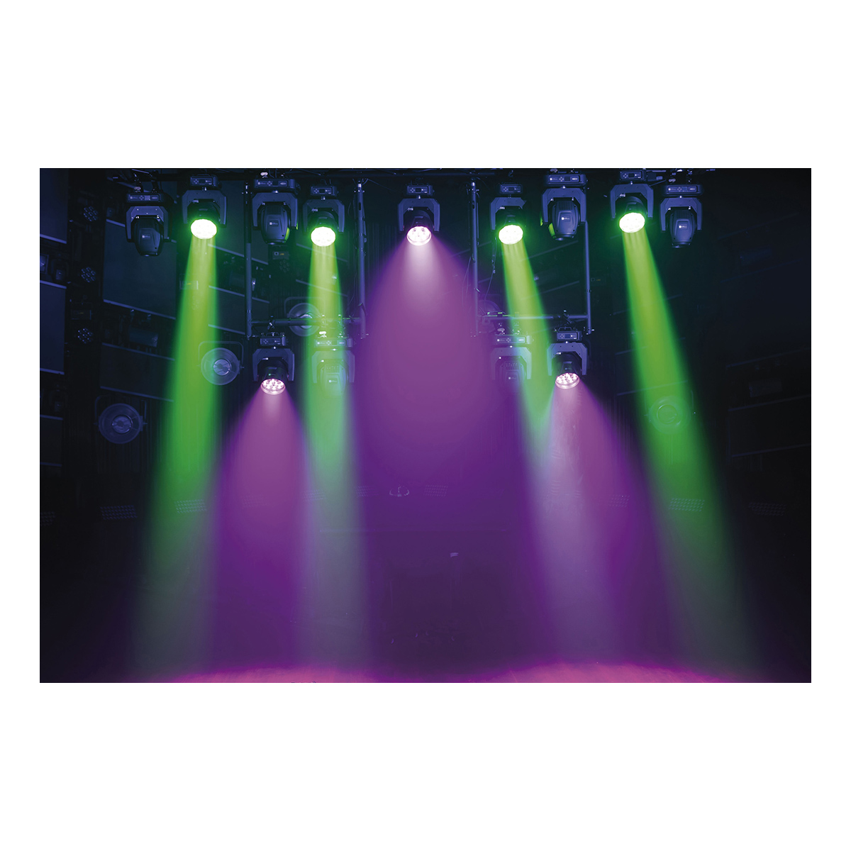 Showtec Phantom 180 Wash 180 W RGBW LED Wash Moving Head - Wit Showtec Phantom 180 Wash 180 W RGBW LED Wash Moving Head - Wit