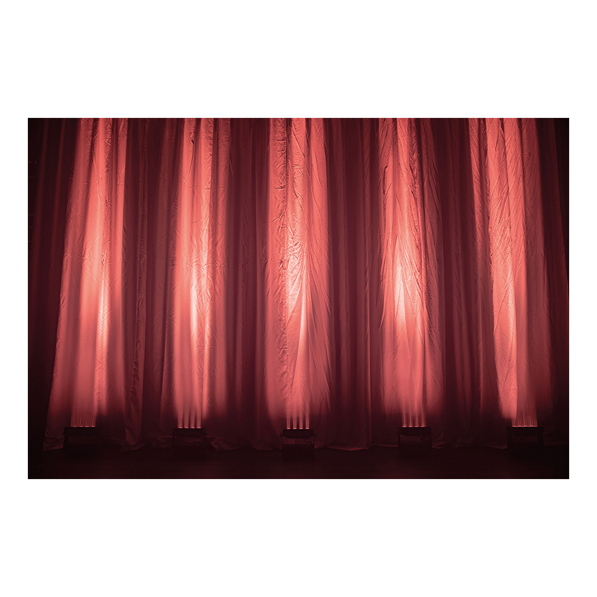 Showtec Helix M1100 Q4 Mobile 8x 10 W RGBW LED Wash (CRMX & WDMX) Showtec Helix M1100 Q4 Mobile 8x 10 W RGBW LED Wash (CRMX & WDMX)