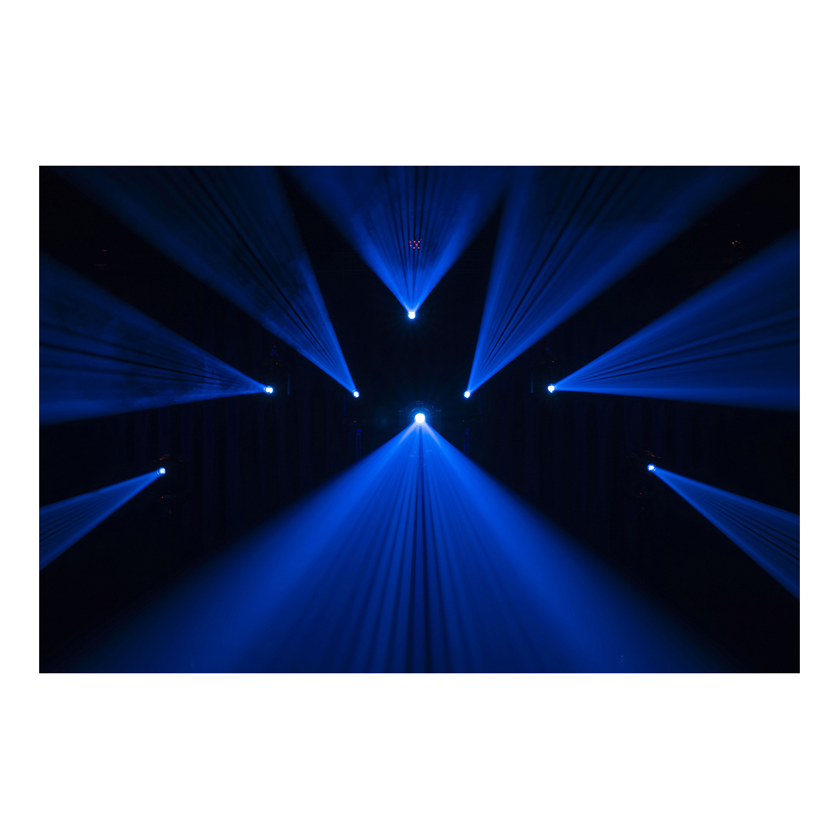 Showtec Shark Spot Two 90 W LED Spot Moving Head Showtec Shark Spot Two 90 W LED Spot Moving Head