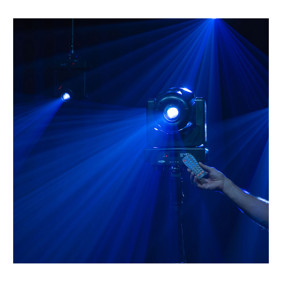 Showtec Shark Spot Two 90 W LED Spot Moving Head Showtec Shark Spot Two 90 W LED Spot Moving Head