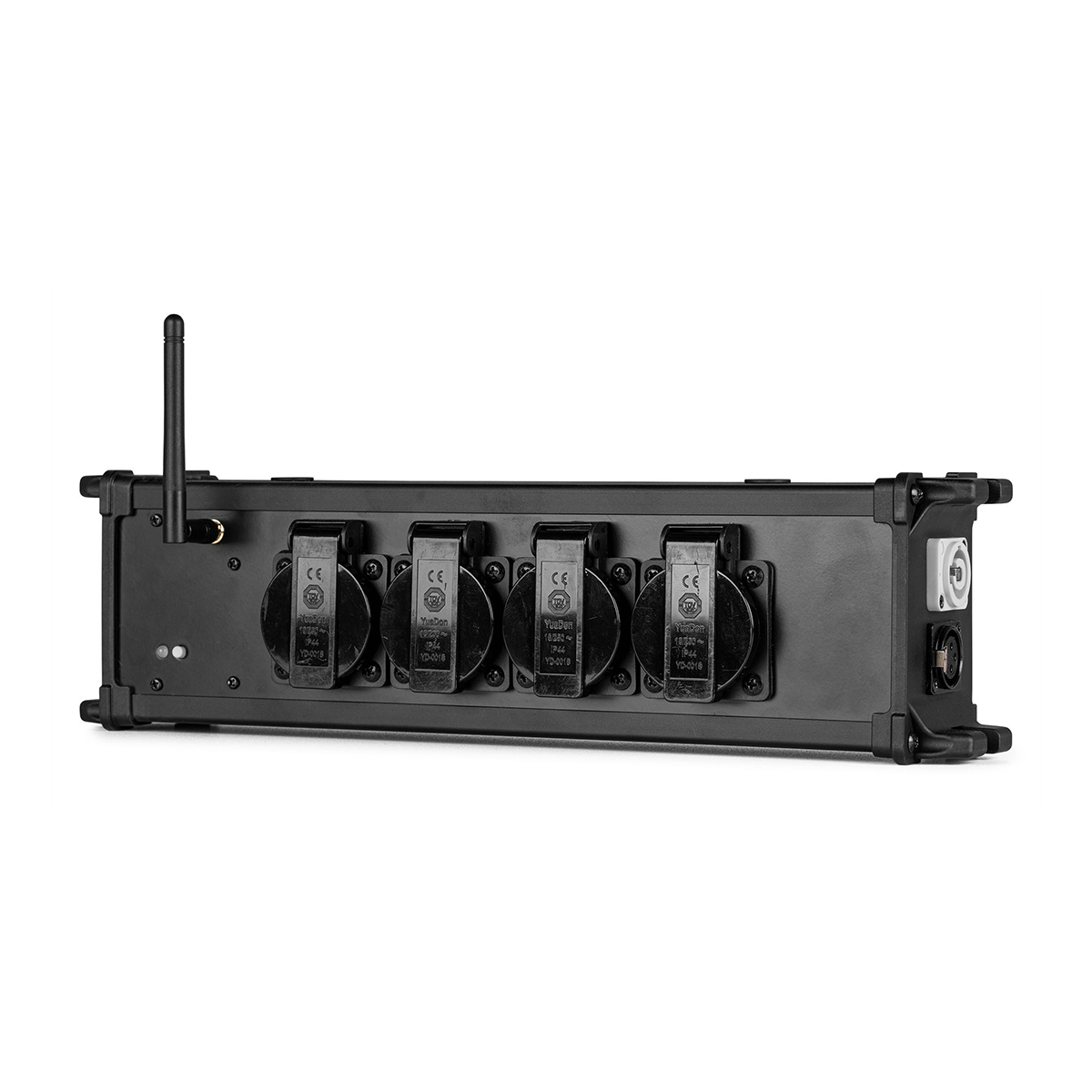 PD Connex PSB50 4-voudige Schuko stroomverdeler met powerCON IN en OUT doorlus en draadloze DMX - Zwart PD Connex PSB50 4-voudige Schuko stroomverdeler met powerCON IN en OUT doorlus en draadloze DMX - Zwart