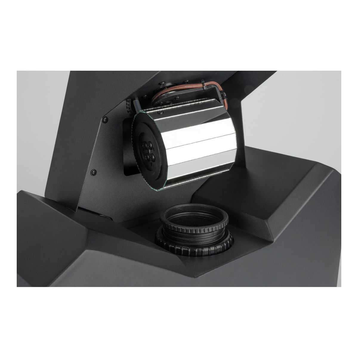 Showtec Demon – Barrel scan-effect 140 W met DMX/RDM Showtec Demon – Barrel scan-effect 140 W met DMX/RDM